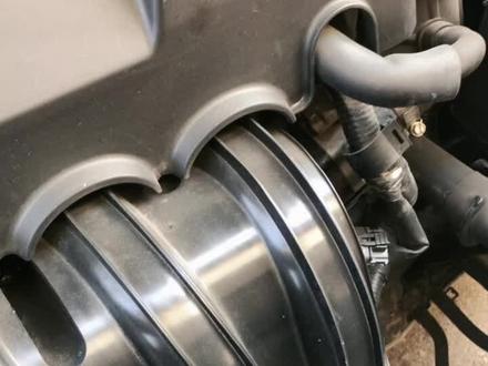 吉利帝豪拆装发电机皮带分享一个方法给大家,好久没修车了……😂😂😂#我与汽车的日常 #抖音记录修理工的日常 #专业的事交给专业的人