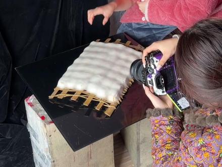 现在我手里的霉豆腐可以吃到2036年… #霉豆腐#霉豆腐制作 #依云比比 #食欲 #好吃 #抖音年味争霸赛