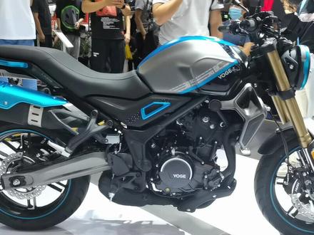 一起看看这个小钢炮复古大概的配置吧! 无极350踏板晚点发。
#复古摩托车 #无极 #机车