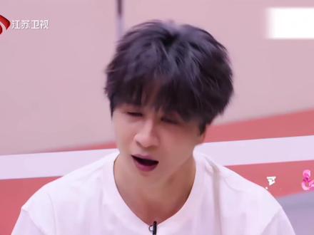 是有点私人恩怨在的#薛之谦 #张靓颖 #音乐缘计划 #暴打尖叫鸡