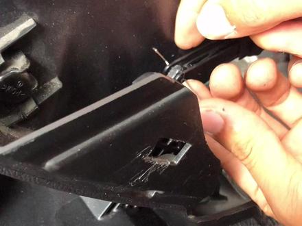 #储物箱 阻尼器安装修复 #拆装 #手套箱
#耍都青年小法老 #创作灵感