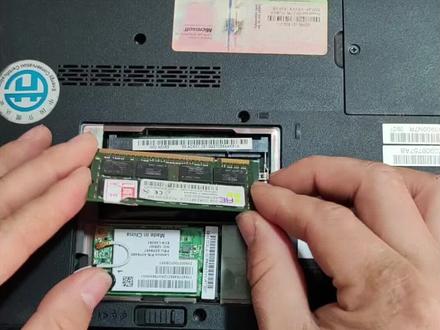 1分钟学会自己给笔记本更换升级内存!