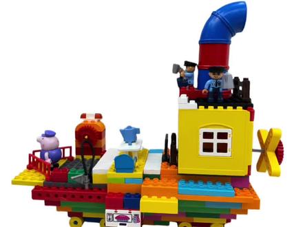 #玩具 #大颗粒积木拼搭 #小猪佩奇 猪爷爷的轮船~