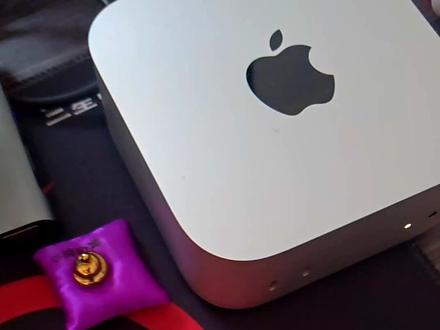 给mac mini装个openclaw,顺便接入第三方中转AI的API,方便使用最强的模型。把这个机器作为私人AI助理,现在开始安装,各位等我好消息。#龙山一品