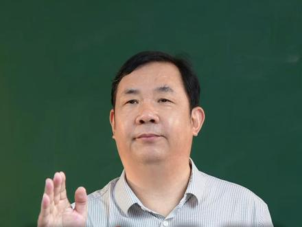 厦金大桥 终极战略底牌 中国默默砸三百七十亿修建厦金跨海大桥。无惧对面无人接应,日夜施工抢进度。看似造桥,实则通水通人通民心,用最温柔的基建,完成最难的统一布局,这才是中国顶级的战略突围。#厦金大桥 #中国超级工程 #厦门城市发展 #祖国统一