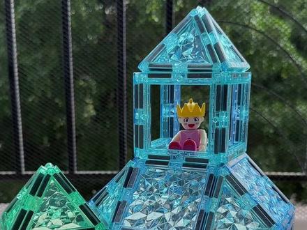 超简单的小城堡,上手就会。#磁力片的1000种玩法 #磁力片搭建 #磁力片教程