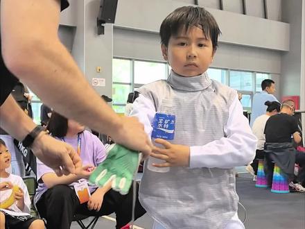 法国爸爸溺爱式带娃 中国妈妈实在看不惯😡 #爸爸带娃 #育儿 #老外带娃 #二胎家庭 #跨国家庭日常