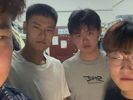 欧 哈 呦续集2#king #男生宿舍 #优雅永不过时 #爱豆king #治愈