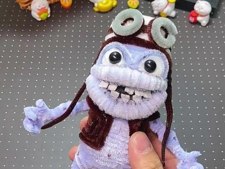 疯狂青蛙(粉丝投稿)扭扭棒教程来啦~做法嘎嘎简单,一学就废~ #疯狂青蛙 #手工diy #扭扭棒 #宝藏生活家企划 #我家的年度关键帧