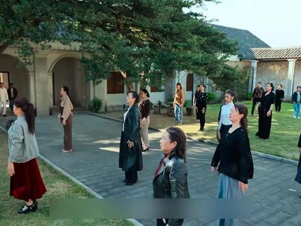 吴国豪的骗局 渐渐被揭露 #的电视剧人之初 #电视剧解说 #张若昀