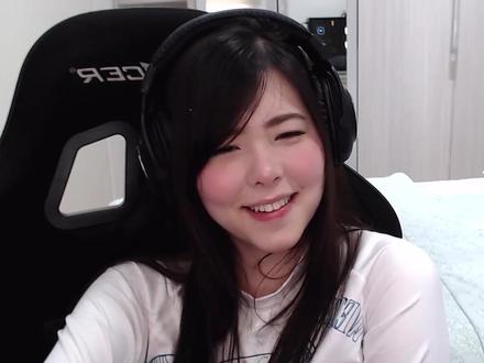 这时候,Mayumi在干什么?#mayumi #英雄联盟 #iam卖保险