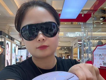 ulike脱毛仪新品 —Air20 使用视频🎁
五大模式 分区护理 按需选择
维稳模式 面部模式 身体模式 比基尼模式 腋下模式
仪器收到后注意事项⚠️
查看一下仪器包装赠品是否正确
护目镜在盒子里哈
1:提前一天,毛毛刮掉,第二天使用,带上护目镜,一个部位打2到3下就可以
2:用完以后,如果觉得皮肤比较干或者敏感,可以抹点芦荟胶,6-8小时不要洗澡,如果是白天使用,出门注意防晒
3:刚刚开始隔天使用 后面一周两次,再每个月1-2次巩固一下哦
对ulike脱毛仪感兴趣的宝子可丝me喔