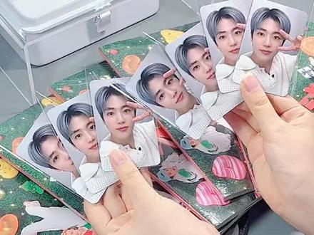 连拆一车AM指定单人特典是种什么体验 :-P
#罗渽民 #nctdream #candy #小卡 #开箱