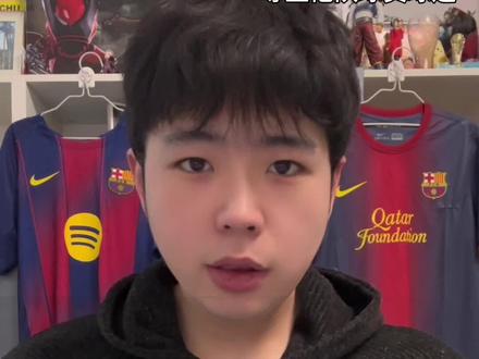 巴萨和阿尔瓦雷斯的绯闻怎么看? 小蜘蛛阿尔瓦雷斯,真的像很多人说的那样完美适配巴萨的中锋位置吗?他真的能提高巴萨的上限吗?用成本两个亿去砸他值得吗?#巴萨 #转会 #阿尔瓦雷斯 #马竞