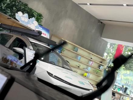 汽车雨刷器的正确使用方法你学会了吗?#几何汽车 #几何G6 #雨刮器