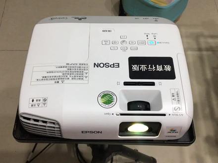 极品:灯泡才用75小时9成新带高清接口日本爱普生X29投影仪投影机