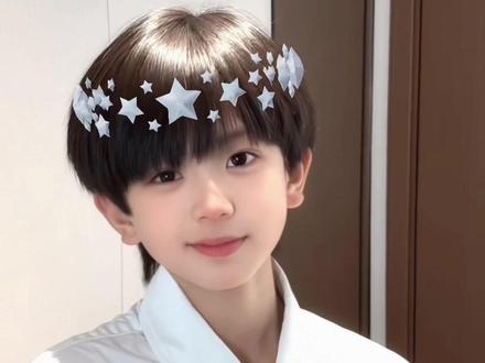 打完喷嚏会变帅?#打喷嚏变装 #陈璟翊 yc@一字航