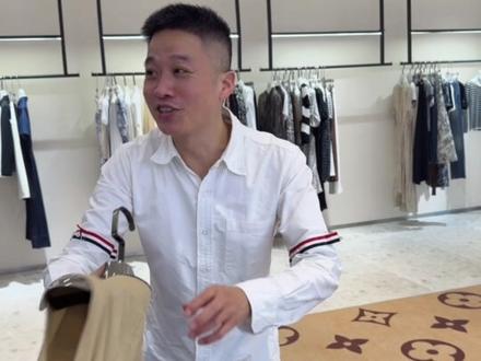 这几天卢大饼带我去深圳见世面