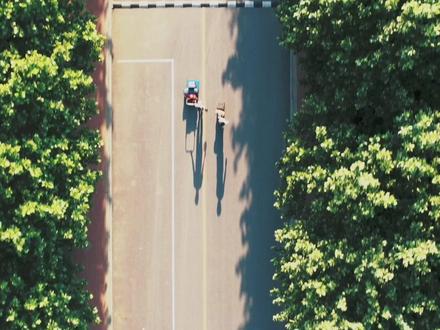 云程发轫,万里可期。告别匆匆四年,踏上新的征途,愿你银鞍照白马,飒沓如流星,一路披荆斩棘,跨越万水千山。#毕业🎓 #大科云毕业典礼#大连科技学院#毕业季
