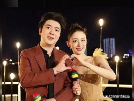 郎朗在巴黎里昂火车站斗琴#互联网资讯