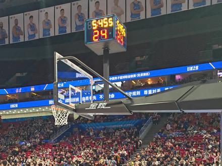 麦基首秀登场 #北京男篮#麦基#cba热门 #京城二韩 #cba热门 #北京北汽男篮 @DOU+上热门 @DOU+小助手