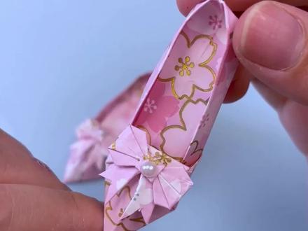 用彩纸做双立体高跟鞋.#折纸#手工#折纸教程幼儿手工折纸