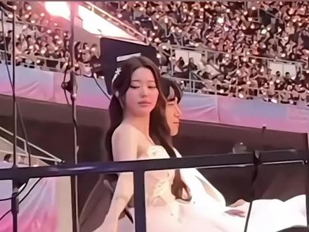 第一次见张元英失去表情管理