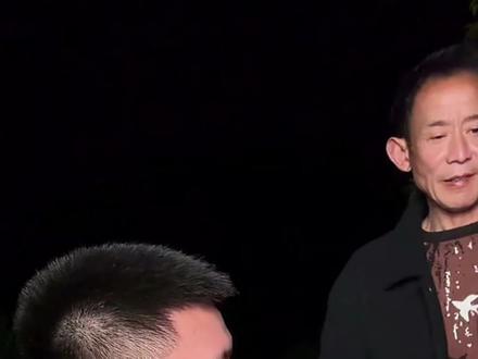 论纯爷们,还得是德华爸爸,大妹子力气小的呀~😏 #名模坤 #名模坤直播 #名模坤吃饭 #名模坤直播回放 #名模坤直播名场面