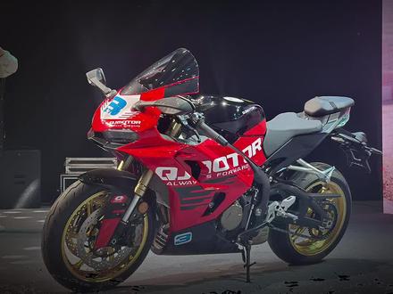 QJMOTOR全新赛800RC袭来,性能配置快速解读#摩托车#赛800RC#qjmotor#wsbk
