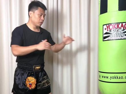 身体对角发力,核心旋转力才能出来!#拳霸之路 #踢拳 #格斗 #搏击 #功夫