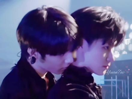 年下小狼狗真的很喜欢和哥哥skinship
#张真源#刘耀文#真文#文真#时代少年团
#cp