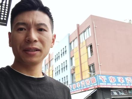 既然要回来,那就认真的去做事!没错,你们期待已久的赛道要来了!#铺胶赛道