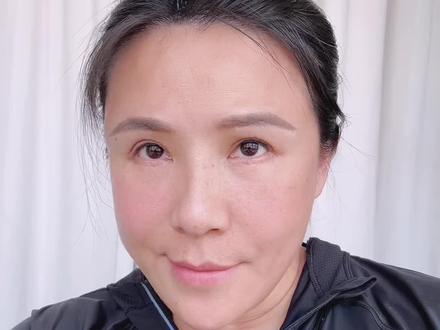 #吃瓜传播也是一种变相网暴
街拍牵手女被人肉被造黄谣,对吗?
公共利益和私人生活方式的边界