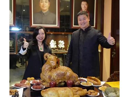 真正的宫廷御宴“满汉全席”,108道无一重复,均为奇石异宝,珍品佳肴应有尽有,为传统手艺人点赞!#玉石 #翡翠 #美食 #vlog日常 #手艺人