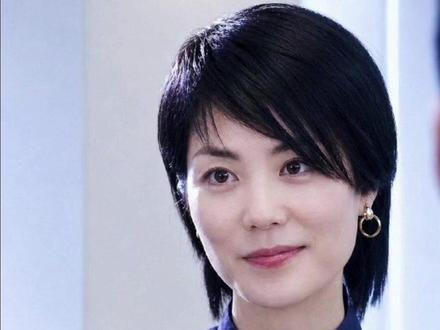 王菲张艺谋时隔24年再合作 王菲为张艺谋首次监制的电视剧《主角》献唱了同名主题曲《主角》#王菲 #张艺谋 #电视剧主角 #娱乐圈