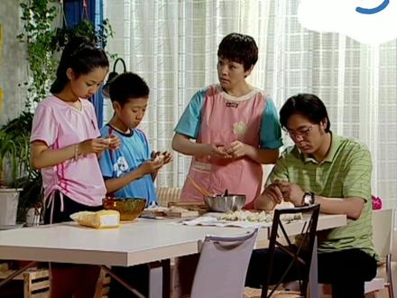 家有儿女:第一部第五十一集奶糖与香烟(上)