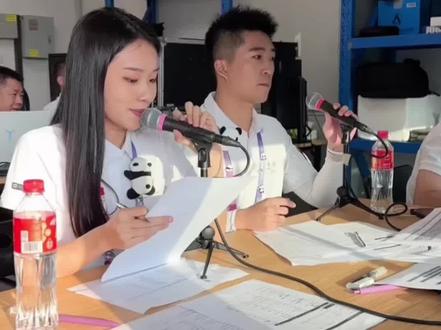 “00后”女生做亚运会英语播报员,网友:这声音太有力量感了!#杭州亚运会#亚运最前线 来源:@王无鬼_