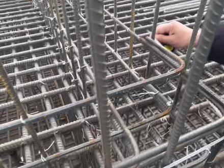 人防墙体拐角处水平分布筋做法#施工现场实拍 @抖音小助手