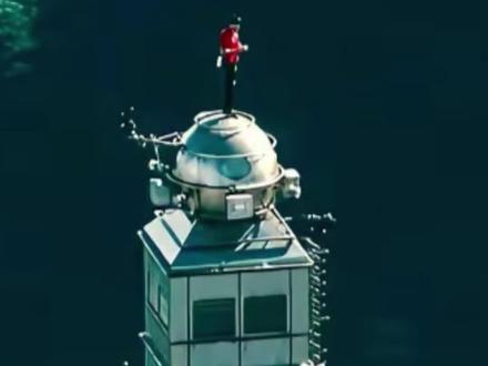 他是怎么下来的
#霍诺德 #台北101大厦 #攀岩大师 #勇者