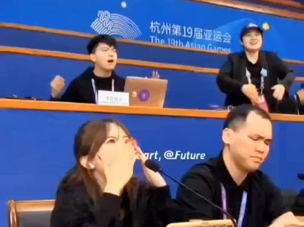 这届杭州亚运会导演与裁判组是玩嗨了,每一首BGM都不是白放的 #杭州亚运会 #这届亚运是懂放歌的 #亚运会BGM #亚运开幕式美女旗手夺得奖牌 #亚运现场观赛有多燃 @DOU+小助手