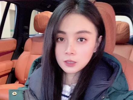 你还在手动调节女王副驾吗?#抖音汽车 #每天一个用车知识 #理想汽车