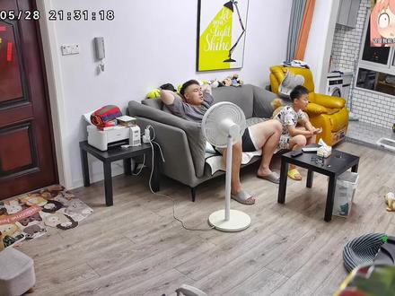 古德温牛逼! 不好意思隔壁邻居吵到你们了#上海男篮 #cba总决赛 #古德温绝杀 #上海大鲨鱼