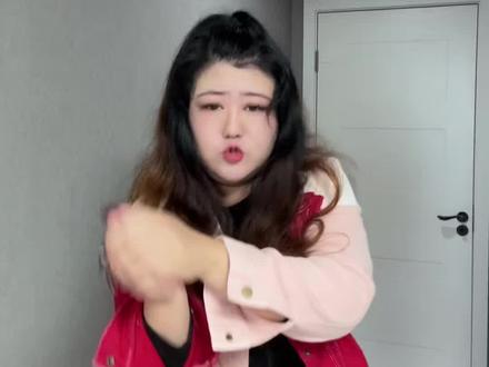 明天初五拍起来!一起发发发~
#发发NOW拜年舞挑战 #tf家族四代 #手势舞 #一学就会系列 #抖音年味舞蹈大赏