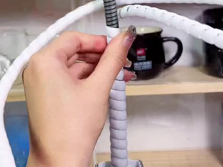 干点小手工活,改造老旧台灯,感觉自己又省了一个亿! #手工 #台灯#旧物改造 @DOU+小助手