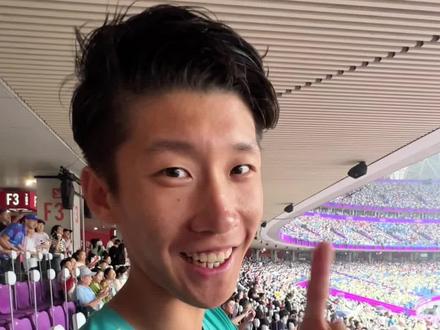 吴艳妮12.8秒第一轻松晋级!亚运会田径比赛的第二个比赛日!#亚运会 #吴燕妮