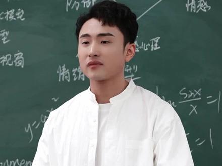 用新欢忘记旧爱
只会再次重蹈覆辙#情感 #情感共鸣 #爱情