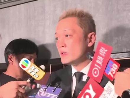 李泳汉首度直面回应 与父亲李家鼎父子关系引热议
近日李家鼎父子风波持续发酵,李泳汉今日正式出面,直面回应外界最关注的父子关系问题。
面对过往种种矛盾争议、外界流言与父亲的相关指控,李泳汉冷静发声逐一回应,坦言多年来双方相处隔阂重重,相处模式早已疏离。
同时他澄清诸多网传不实传闻,强调自己一直独立生活、踏实打工谋生,过往人生大事也从未依靠父亲扶持,字字句句都透着无奈与心酸。
原生家庭的矛盾、父子间的隔阂拉扯,多年积怨一朝被摆上台面,让人唏嘘不已。血脉至亲走到如今局面,实在令人惋惜。
新闻来源:网易新闻 2026.04.22
#李泳汉 #李家鼎 #父子关系 #娱乐圈家事 #明星家庭