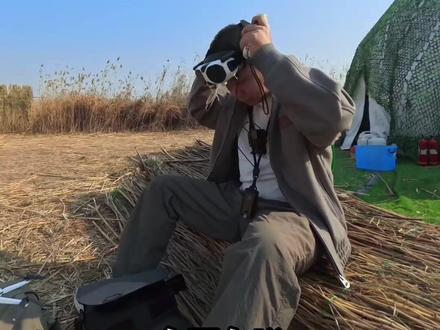 花8499买影翎A1我后悔了吗?好像也没有 最近买了影翎A1,全景无人机确实是一种全新的体验
#我们的可颂时刻 #无人机 #影翎 #影翎a1无人机 #天下洞庭芦苇艺术季