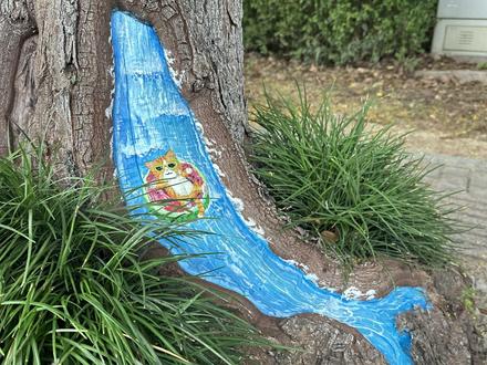 树洞里的小猫#街头艺术#治愈系 #树洞彩绘