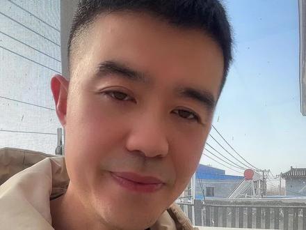 如果孩子长大后不愿意亲近你,那一定是童年带个他太多不好的经历。#原生家庭 #亲子关系 #情感共鸣 #父母与孩子 #治愈